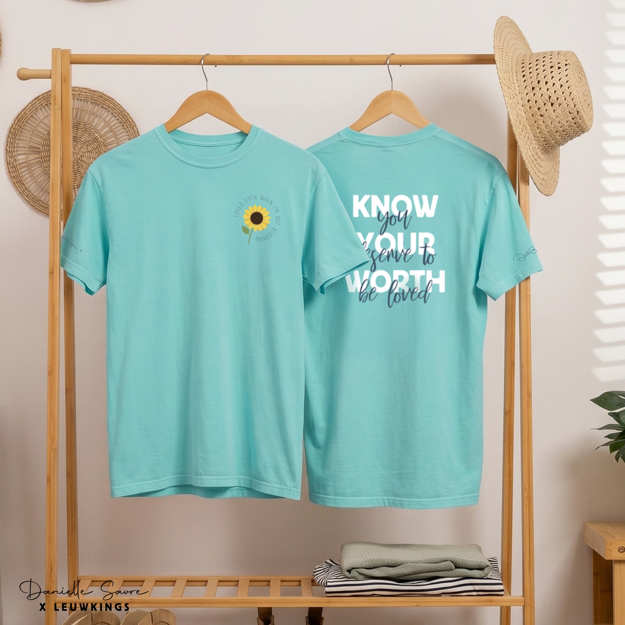 T-shirt Deserve to be loved