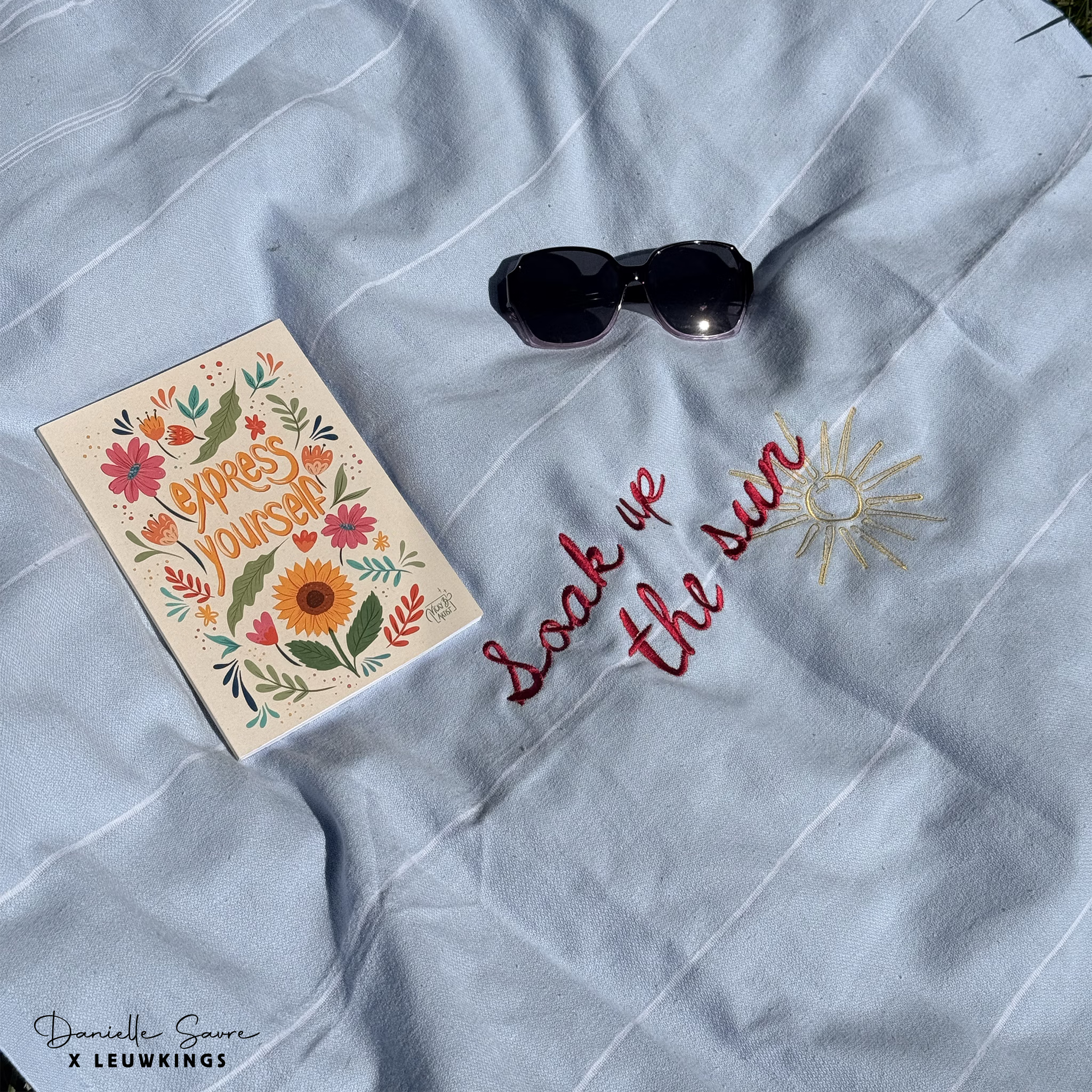 Lightweight beach towel